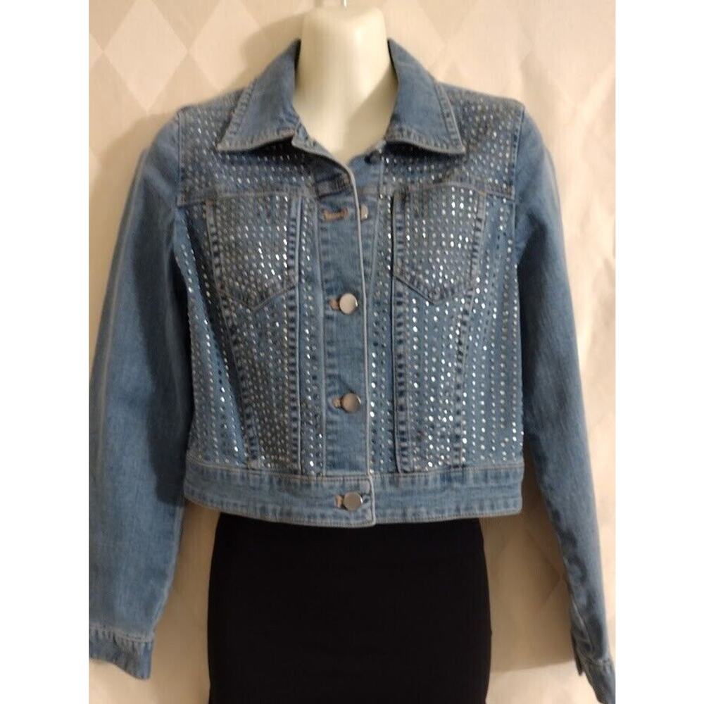 Chico's Studded, Button Front Cropped Jean Jacket, Lt. Denim, Size 0 (XS/4)